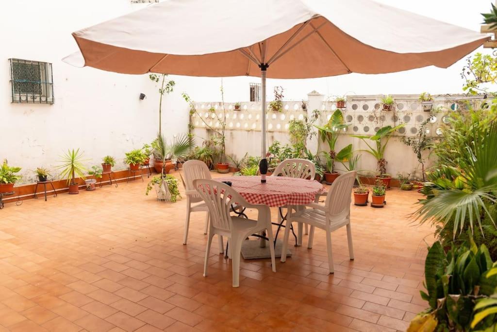 El Patio De La Vina By Gades Gestion Apartment Cadiz Exterior photo